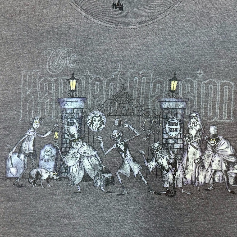 Disney Parks Haunted Mansion T-shirt Small Gray Spooky Gothic Graphic Shirt - Picture 1 of 4